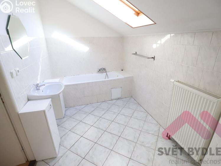 Pronájem rodinného domu Vestec, Na Suchých 218 č. 19