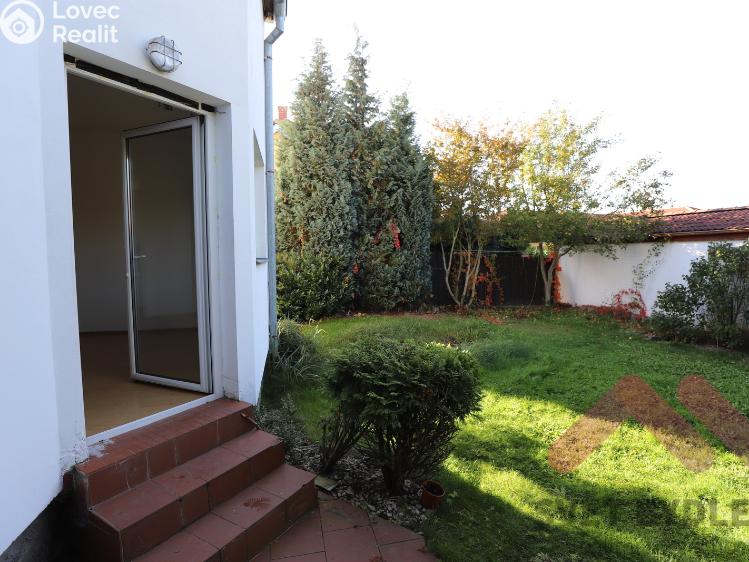 Pronájem rodinného domu Vestec, Na Suchých 218 č. 23