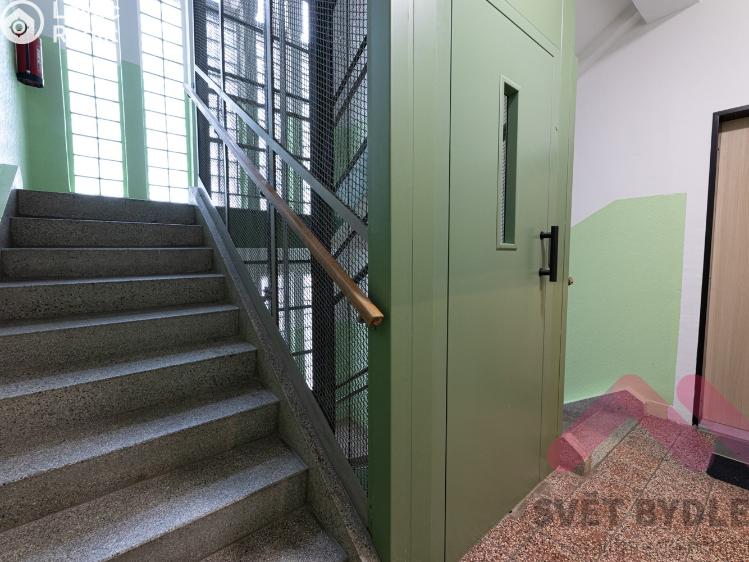 Pronájem bytu 1+1 Praha, Na Chodovci 2723/58 č. 15