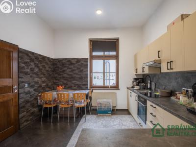 Prodej atypického bytu Plzeň, Veleslavínova č. 4