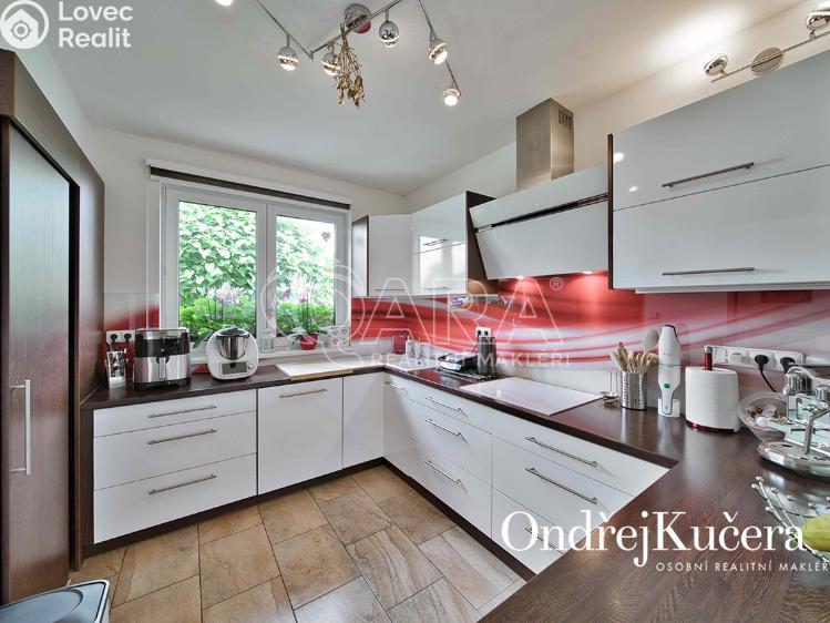 Продаж сімейного будинку Kostelec nad Labem, K Jahodovce 1101 č. 13