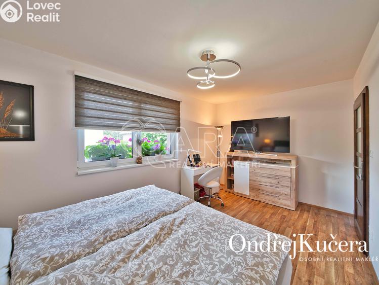 Sale family house Kostelec nad Labem, K Jahodovce 1101 č. 16