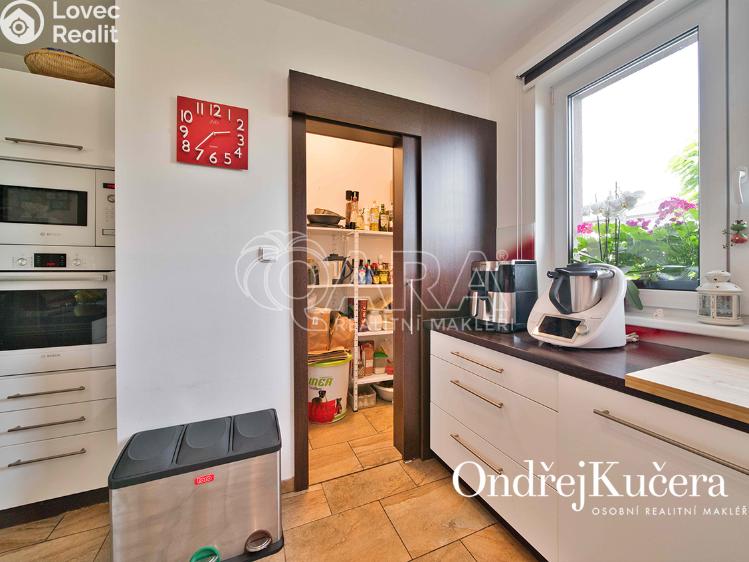 Продажа семейного дома Kostelec nad Labem, K Jahodovce 1101 č. 12