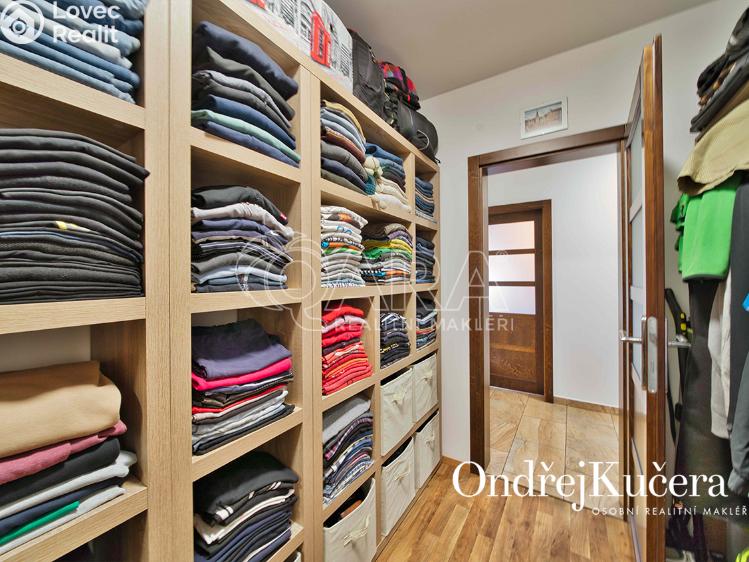 Продажа семейного дома Kostelec nad Labem, K Jahodovce 1101 č. 21