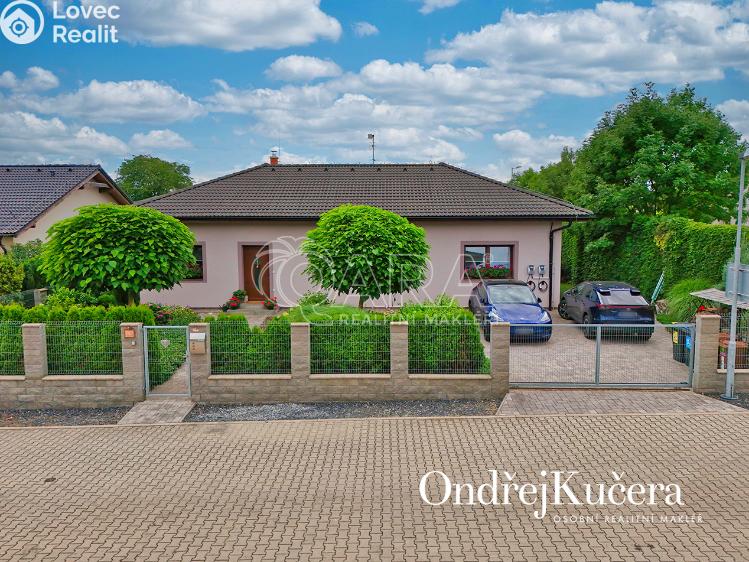 Продажа семейного дома Kostelec nad Labem, K Jahodovce 1101 č. 32