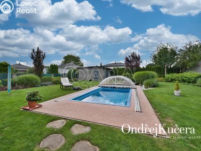 Продаж сімейного будинку Kostelec nad Labem, K Jahodovce 1101 č. 5