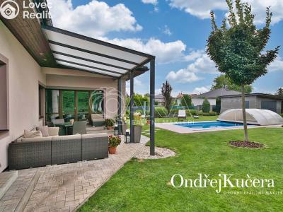 Продажа семейного дома Kostelec nad Labem, K Jahodovce 1101 č. 4