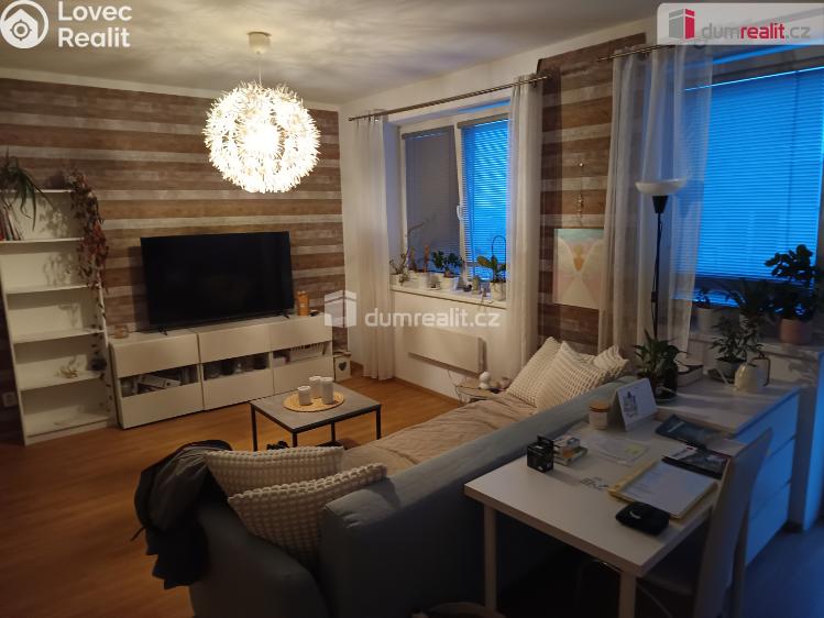 Pronájem bytu 2+KK Jesenice, V Roháči I. č. 1