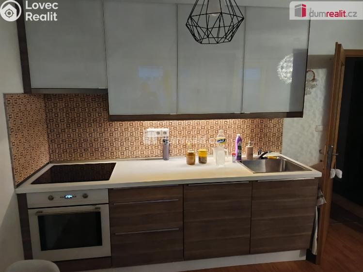 Pronájem bytu 2+KK Jesenice, V Roháči I. č. 2