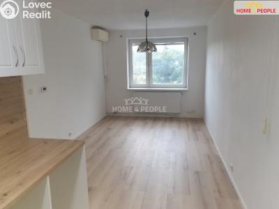 Pronájem bytu 2+KK Benešov, Pražského povstání č. 6