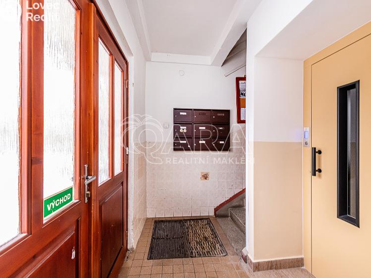 Prodej bytu 1+KK Kralupy nad Vltavou, nám. Mládežníků 677 č. 15