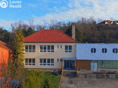 Prodej obchodního prostoru Mělník, Plavební 3851 č. 5