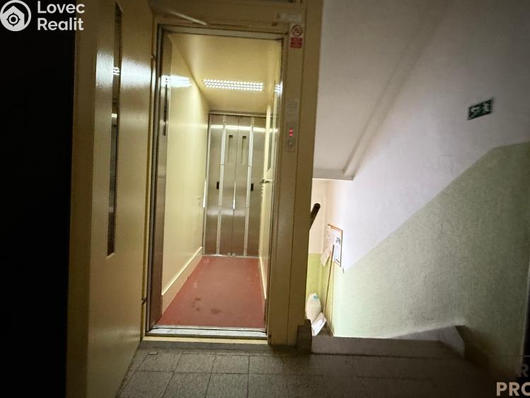 Pronájem bytu 1+KK Havířov, Karolíny Světlé č. 8