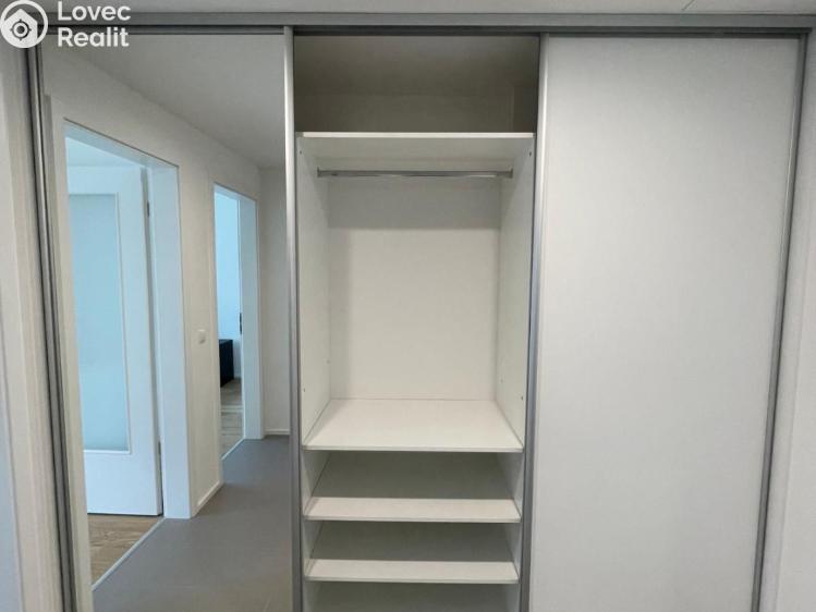 Pronájem bytu 2+KK Praha, Ramonova č. 6