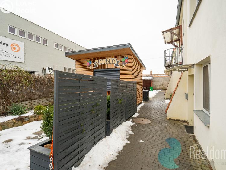 Продаж квартири 1+1 Lišov, třída 5. května 33/157 č. 12