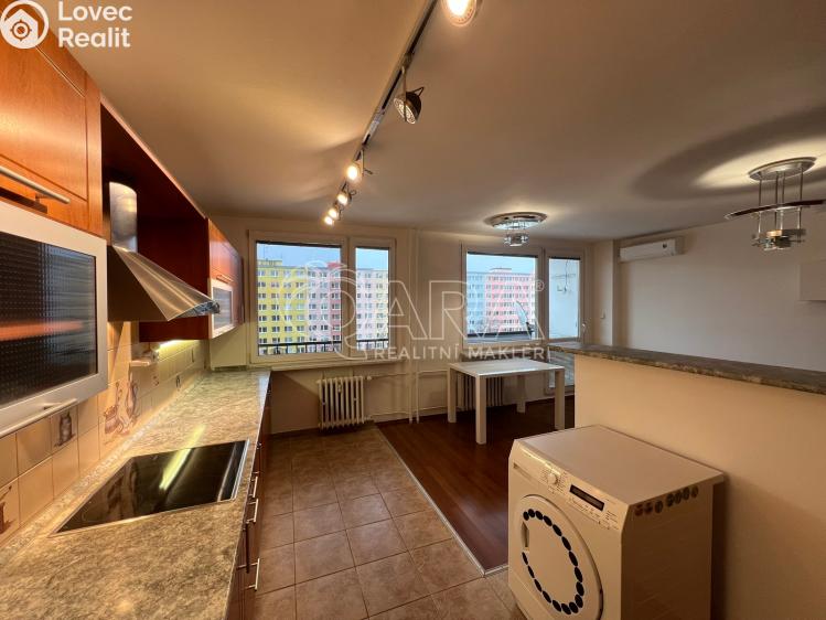 Pronájem bytu 3+KK Praha, Novodvorská 1087/104 č. 7