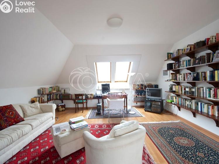 Pronájem kanceláře Praha, Ke hrádku 1105/10 č. 6