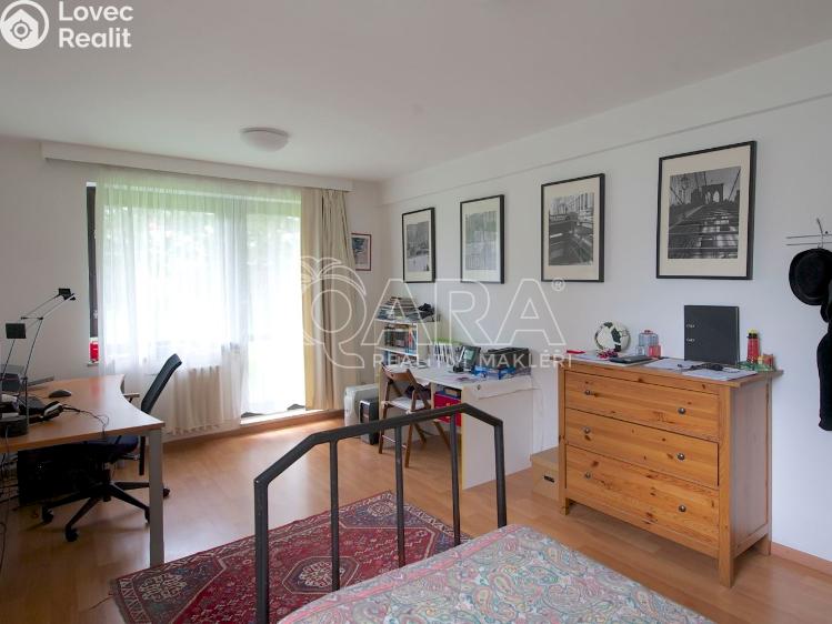 Pronájem kanceláře Praha, Ke hrádku 1105/10 č. 18