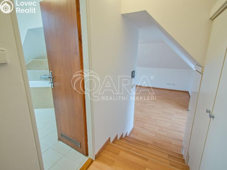 Pronájem kanceláře Praha, Ke hrádku 1105/10 č. 9