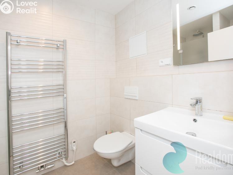 Pronájem bytu 2+KK Praha, Na moklině č. 12