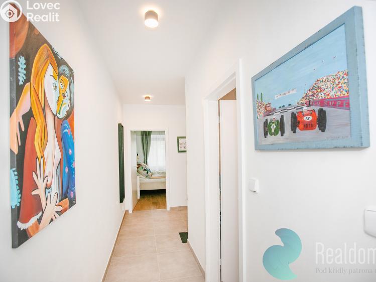 Pronájem bytu 2+KK Praha, Na moklině č. 13