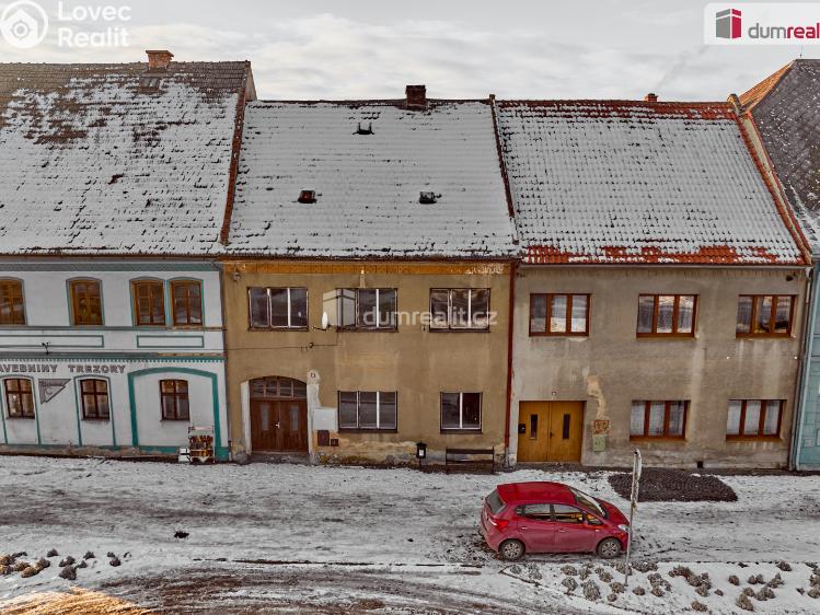 Sale family house Kravaře, náměstí č. 23