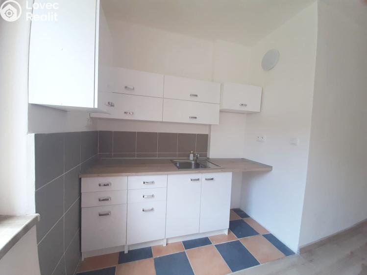 Prodej bytu 1+KK Karviná, Březová č. 8