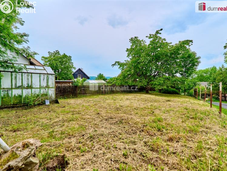 Sale family house Lovečkovice č. 24