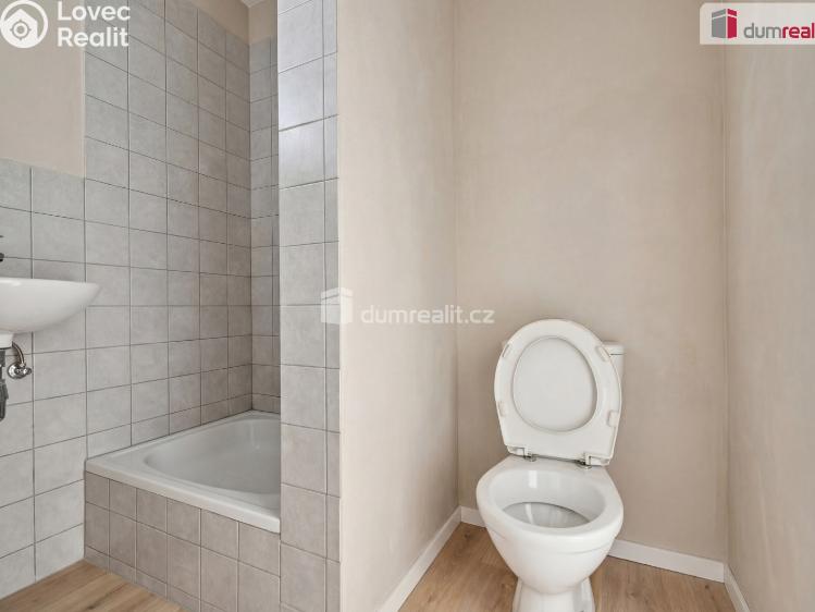 Продажа семейного дома Kravaře, náměstí č. 9