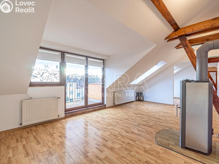 Pronájem bytu 3+KK Kralupy nad Vltavou, Přemyslova 642/39 č. 8