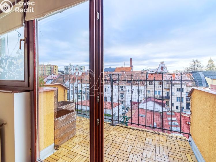 Pronájem bytu 3+KK Kralupy nad Vltavou, Přemyslova 642/39 č. 9