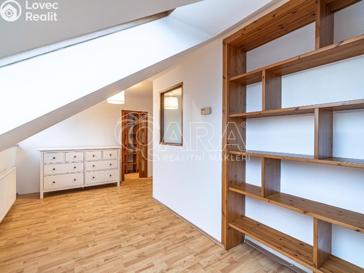 Pronájem bytu 3+KK Kralupy nad Vltavou, Přemyslova 642/39 č. 21