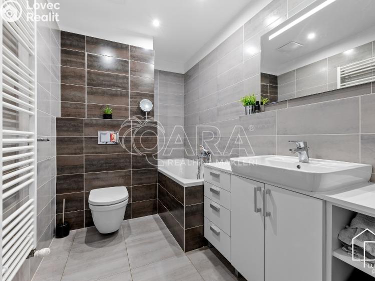Продажа квартиры 2+KK Praha, Oty Bubeníčka 1612/9 č. 2