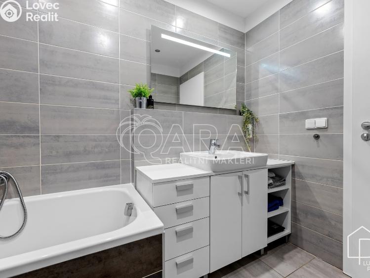 Продажа квартиры 2+KK Praha, Oty Bubeníčka 1612/9 č. 17