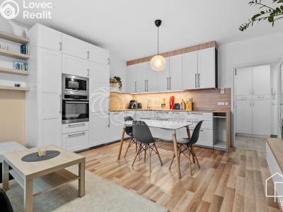 Prodej bytu 2+KK Praha, Oty Bubeníčka č. 1