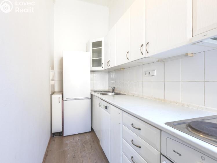 Sale apartment 3+1 Praha, Jugoslávských partyzánů 957/42 č. 2