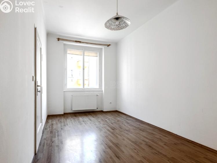 Sale apartment 3+1 Praha, Jugoslávských partyzánů 957/42 č. 21