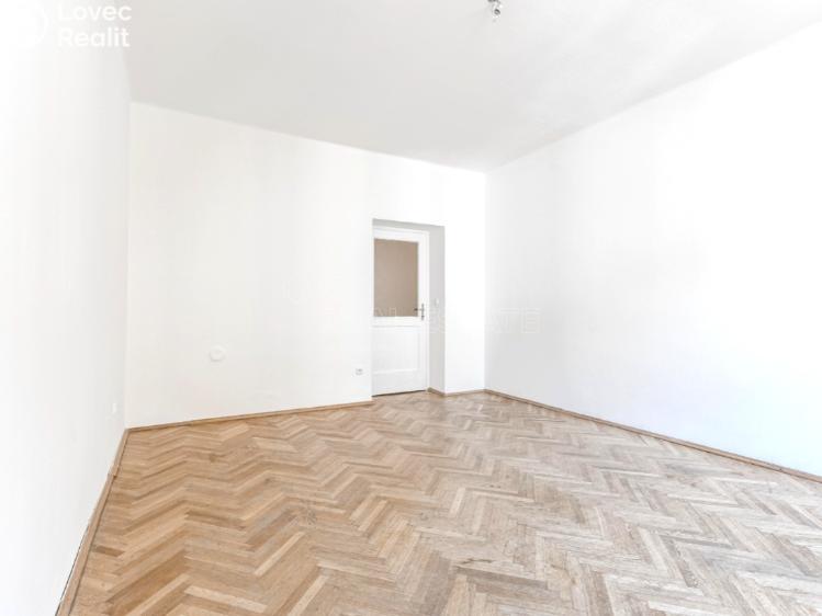 Sale apartment 3+1 Praha, Jugoslávských partyzánů 957/42 č. 24