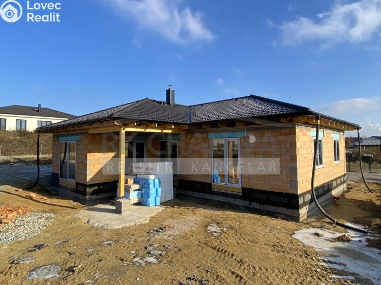 Продажа семейного дома Litvínovice, Průběžná 483 č. 1