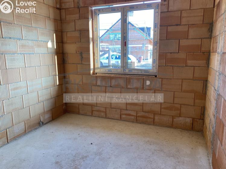 Продажа семейного дома Litvínovice, Průběžná 483 č. 7