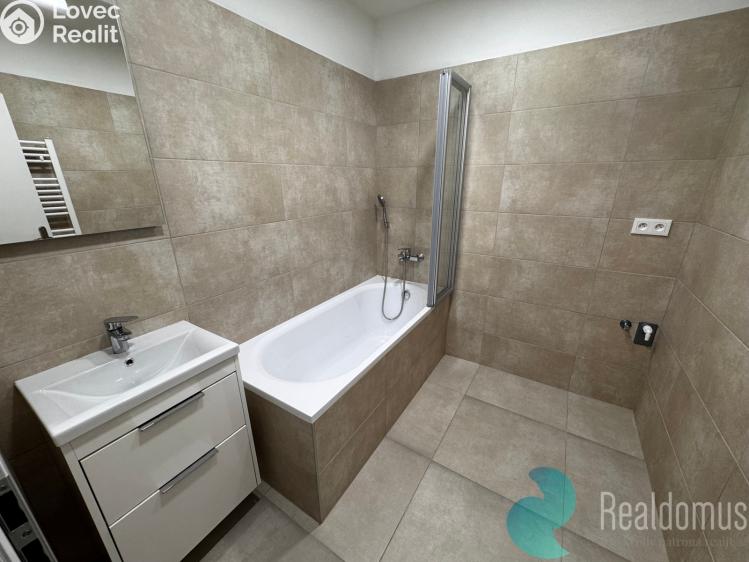 Pronájem bytu 3+KK České Budějovice, tř. 28. října č. 9