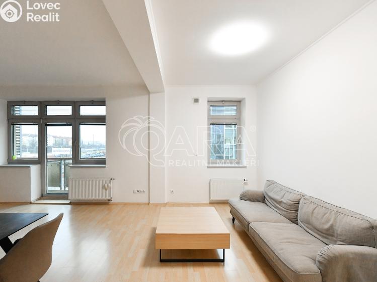 Pronájem bytu 4+KK Praha, Českomoravská 1181/21 č. 12