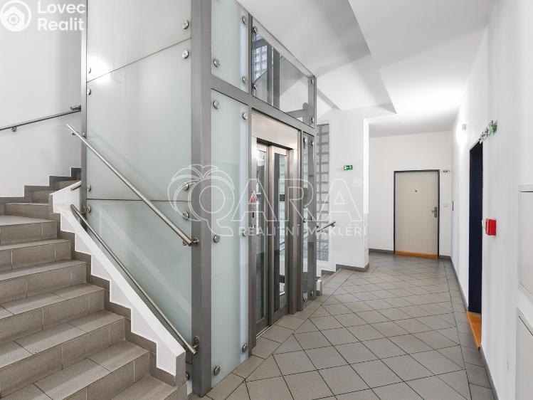 Pronájem bytu 4+KK Praha, Českomoravská 1181/21 č. 28