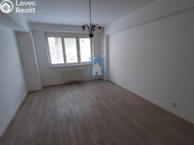 Оренда квартири 2+1 Praha, Kubánské náměstí č. 3