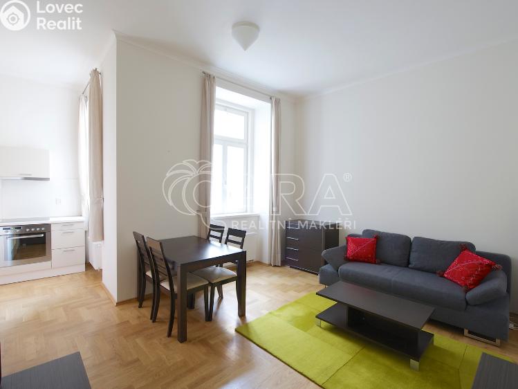 Аренда квартиры 2+KK Praha, Vratislavova 1/21 č. 1