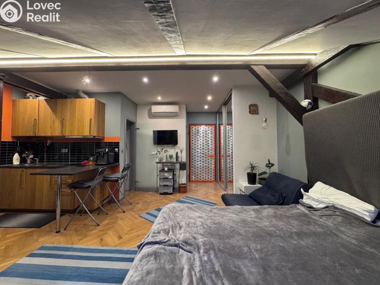 Prodej bytu 1+KK Praha, Sázavská č. 1