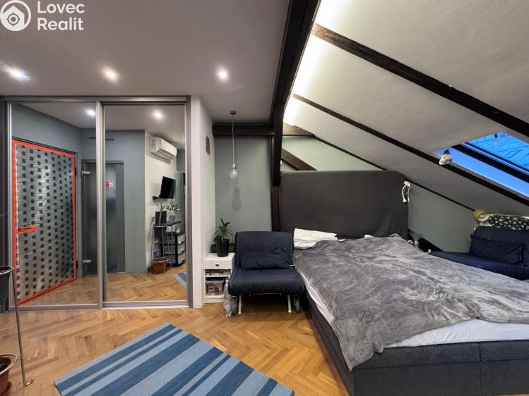 Prodej bytu 1+KK Praha, Sázavská č. 8