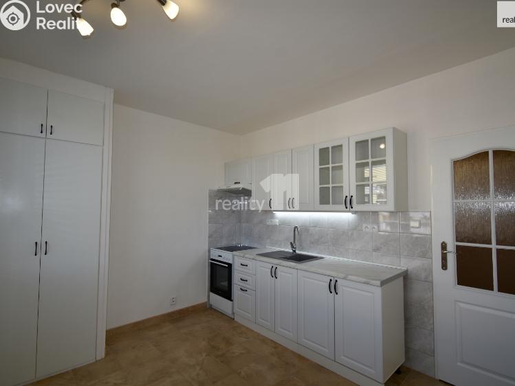 Pronájem bytu 1+1 Police nad Metují, K Sídlišti č. 3