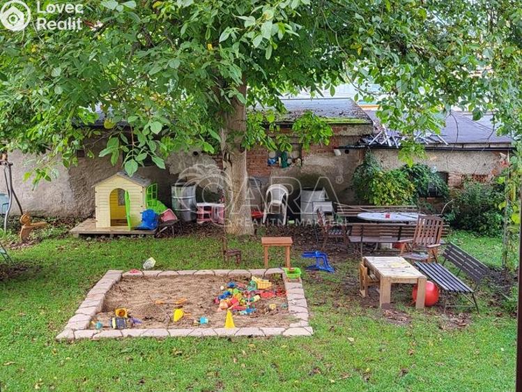 Аренда квартиры 2+KK Benešov, Čechova č. 11