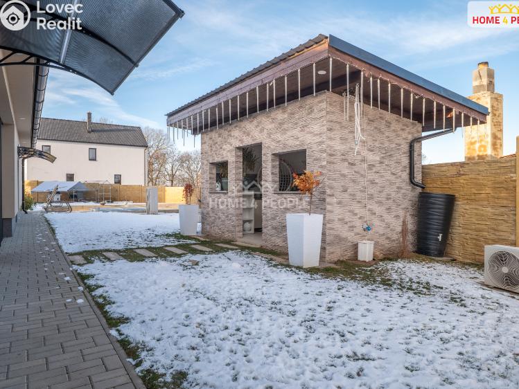 Prodej rodinného domu Rostoklaty č. 20